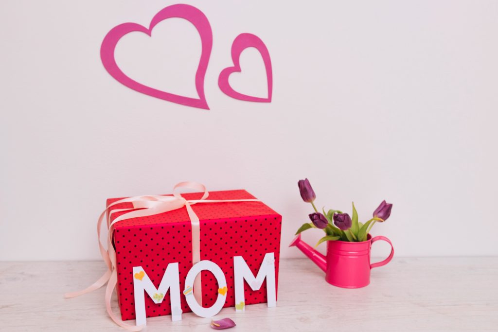 healthy gifts for new moms Gifts for New Moms & Moms-to-Be